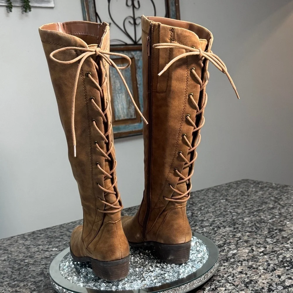 BareTraps Tan tall Boots NEW 6